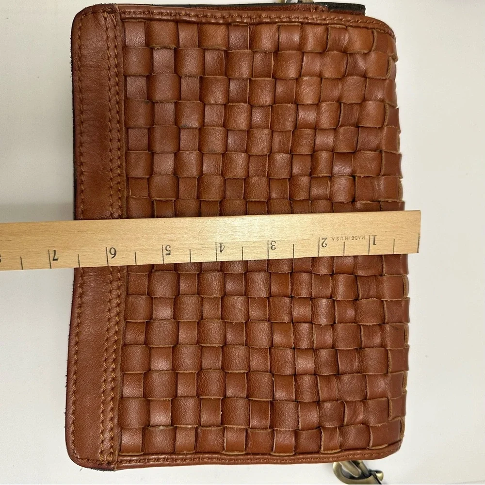 Patricia Nash Atessa Crossbody – Limited Edition Leather Discovery Collection - Picture 12 of 13